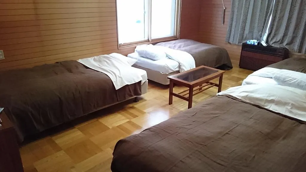 Chise House Hotel Rusutsu Pensión